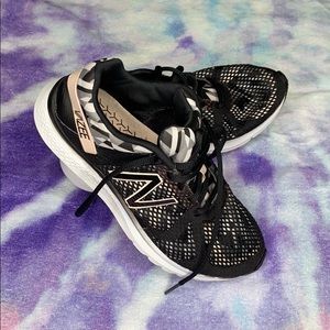 New Balance Vazee - Black/Pink - 6.5